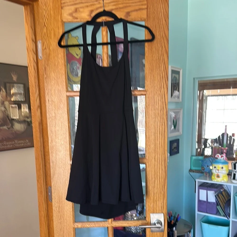 NWOT Halara XL Blackless twisted Active dress XL built in shorts w pockets - Picture 2 of 13